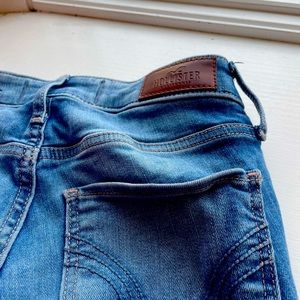 Hollister Super Skinny Jeans